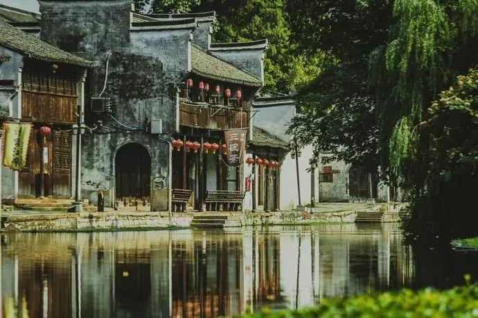逃离违建房屋6
